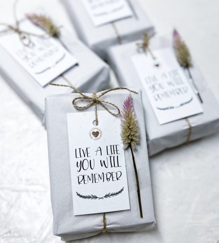 קלפי לוטוס - קלפים אסוציאטיביים מעוררי שיח, עם צילומים מקוריים מהודו מעוררי השראה